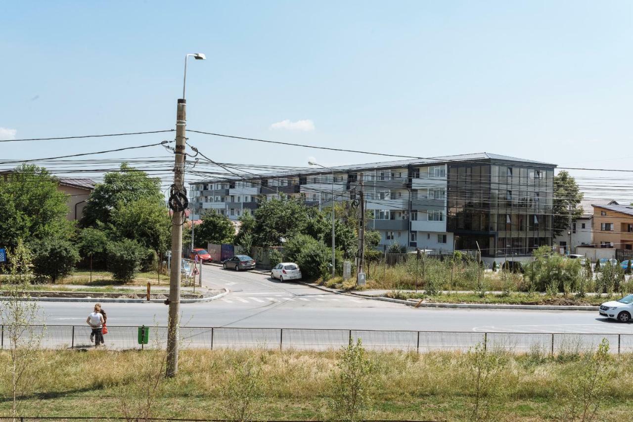 Luxury Flat 9 Near Metro Apartment Bucharest Exterior photo